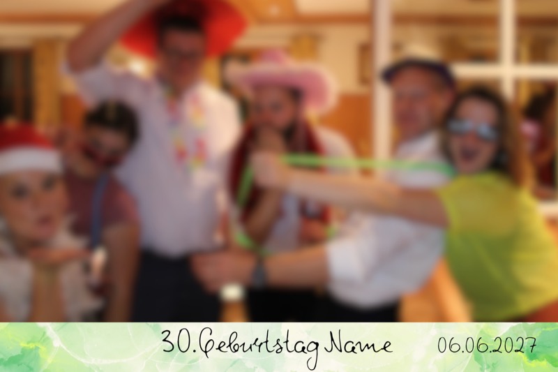 Geburtstag-Layout „Grüner Aquarellrand" als Einzelbild